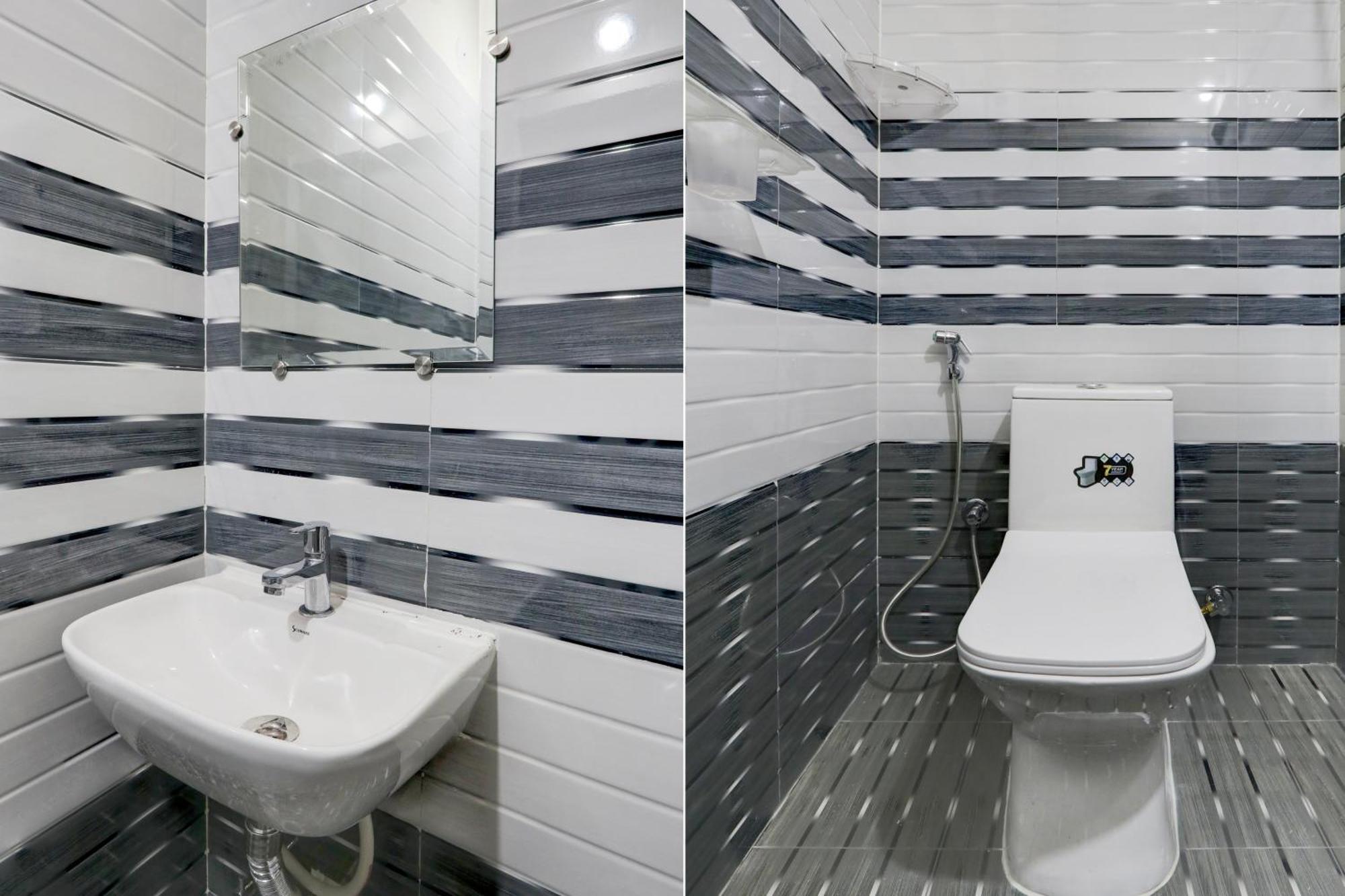 Super Townhouse Nanak Ram Guda Near Waverock Sez Hyderabad Exteriör bild