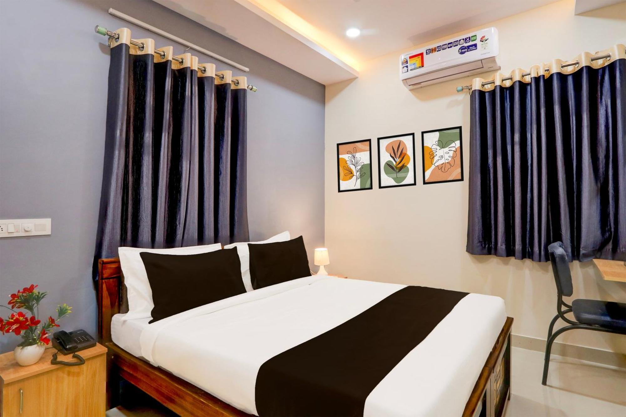 Super Townhouse Nanak Ram Guda Near Waverock Sez Hyderabad Exteriör bild